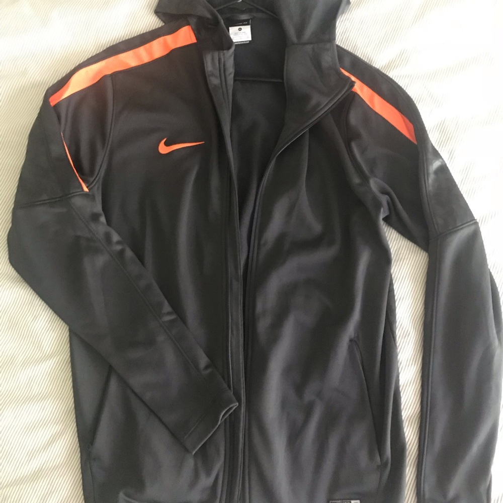 Men’s Nike Zip Up